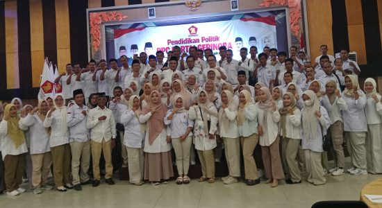 Pendidikan Politik DPC Partai Gerindra Bangka Tengah Diikuti 150 Peserta