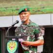 Pangdam III/Siliwangi Mayjen TNI Erwin Djatniko menyambut peserta Long March