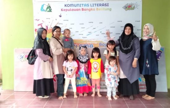 PAUD Intan Asri Mengunjungi Rumah Baca Literasi Pangkalpinang